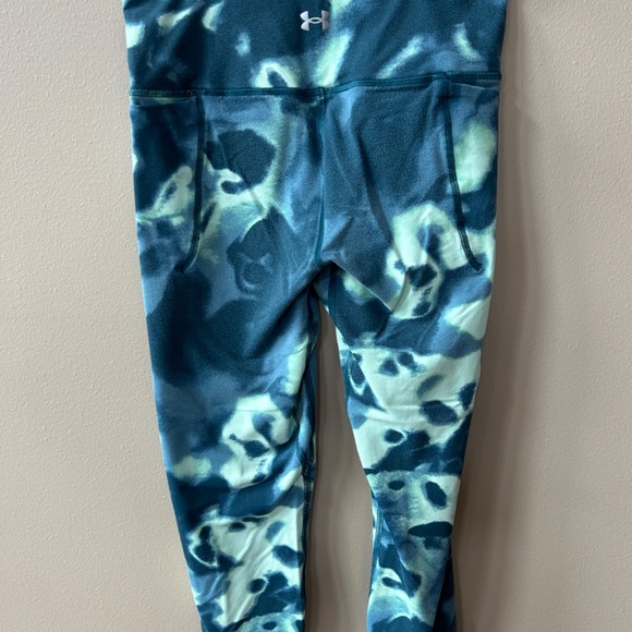 Women’s Under Armour tights - Picture 2 of 3